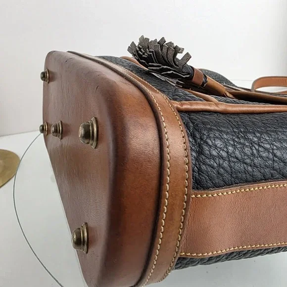 Dooney & Bourke Dover Carrier R10 Crossbody Tassel All Weather Vtg Tan Black Bag - Picture 8 of 16